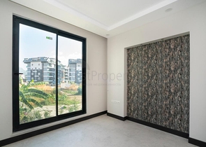 Бизнес-центр в развивающемся районе Оба