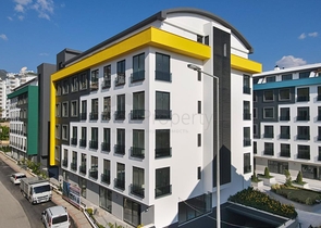 Бизнес-центр в развивающемся районе Оба