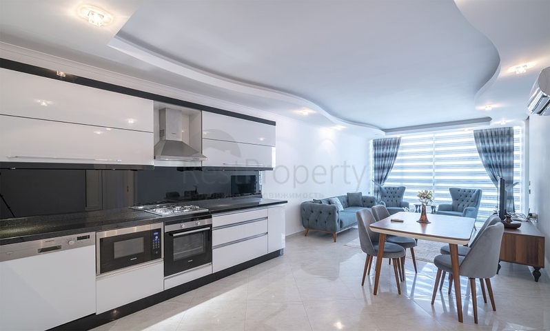 Меблированная трехкомнатная квартира в районе Оба