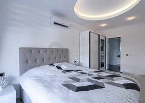 Меблированная трехкомнатная квартира в районе Оба