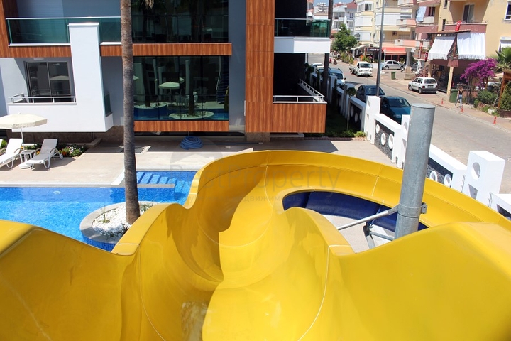 Трехкомнатная квартира с мебелью