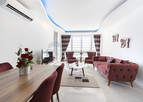 Трехкомнатная квартира с мебелью