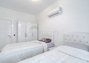 Трехкомнатная квартира с мебелью