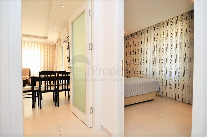 Меблированные трехкомнатные апартаменты