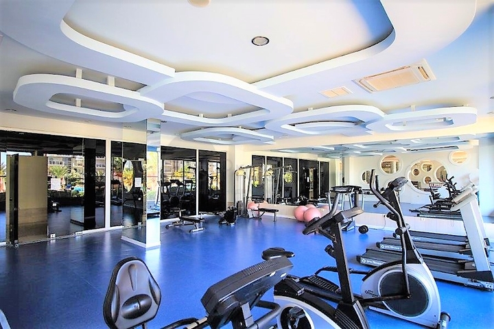 Меблированные трехкомнатные апартаменты