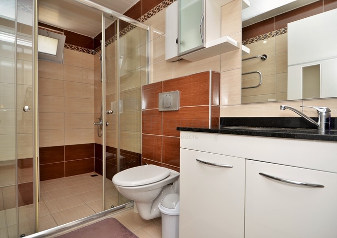 Меблированные трехкомнатные апартаменты