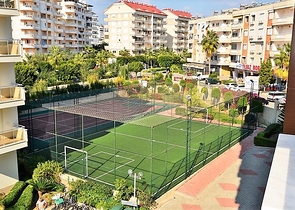 Меблированные трехкомнатные апартаменты