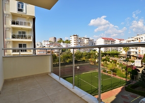 Меблированные трехкомнатные апартаменты