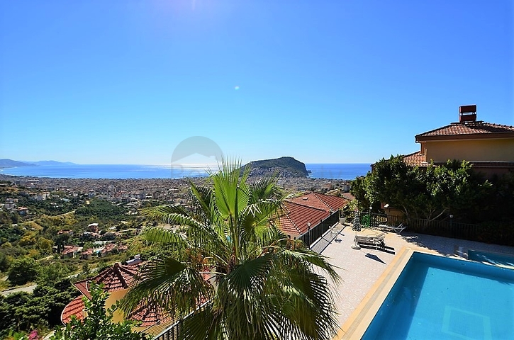 Меблированная вилла