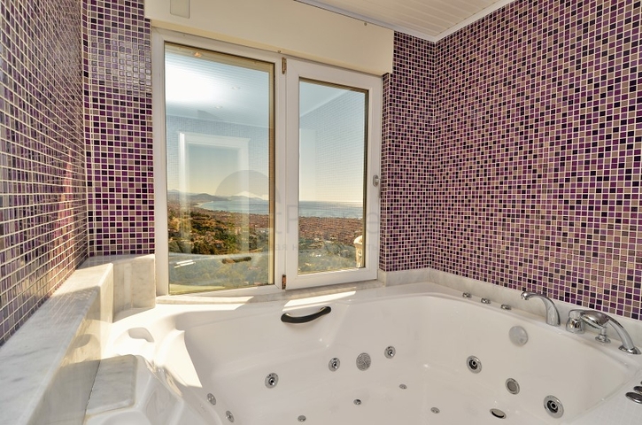 Меблированная вилла