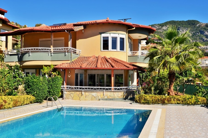 Меблированная вилла