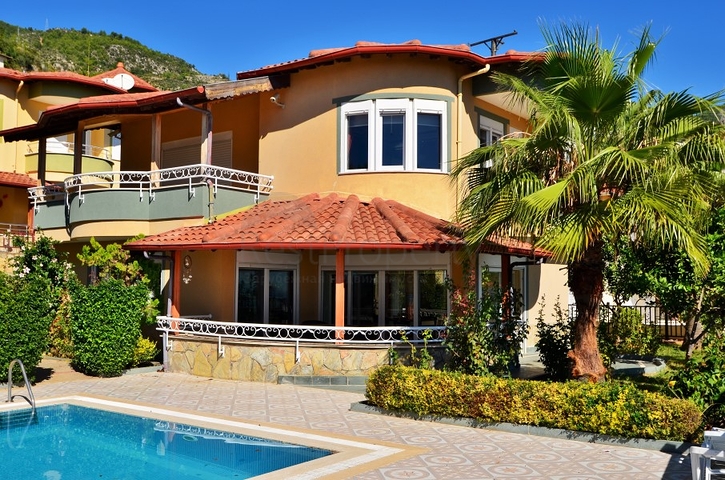 Меблированная вилла