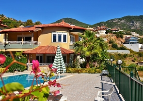 Меблированная вилла