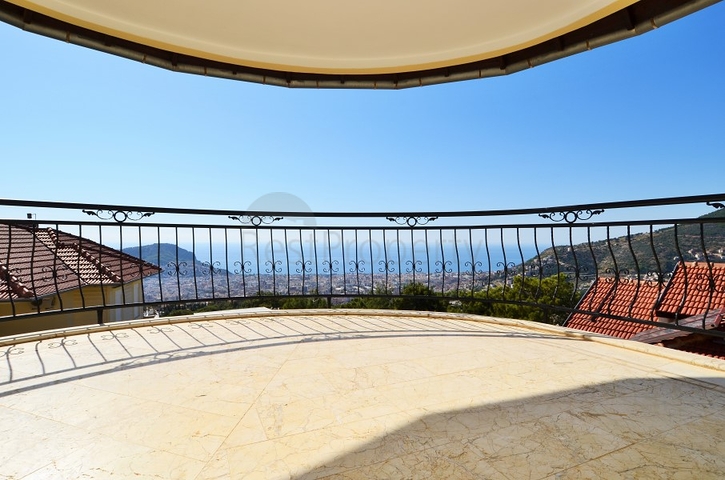 Вилла с прекрасным видом на Аланью