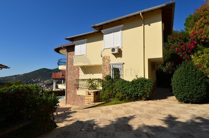 Вилла с прекрасным видом на Аланью