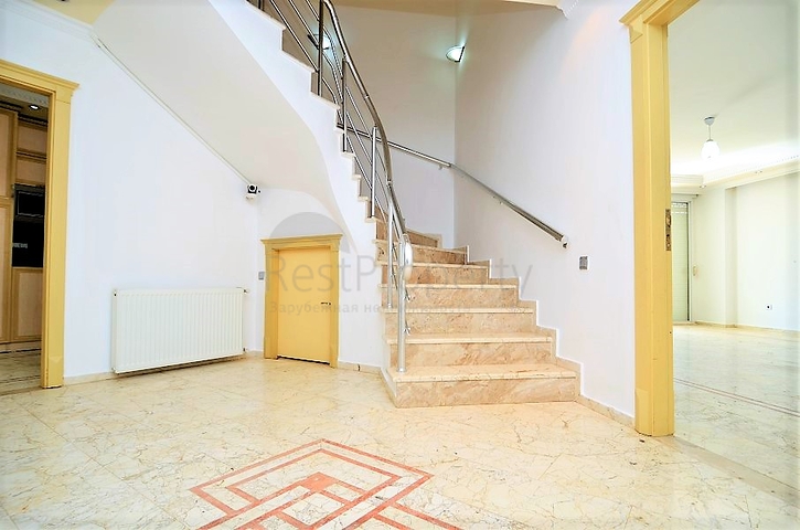 Вилла с прекрасным видом на Аланью