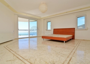 Вилла с прекрасным видом на Аланью