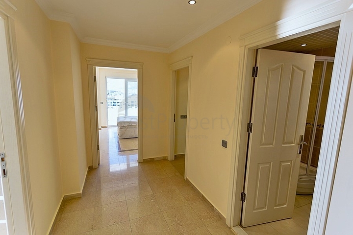 Меблированная квартира с видом на море