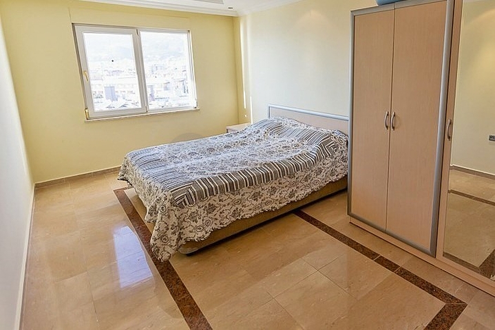 Меблированная квартира с видом на море