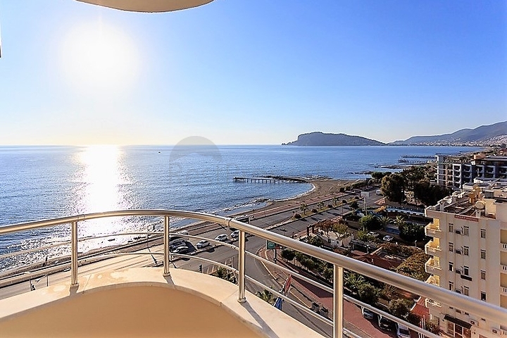 Меблированная квартира с видом на море