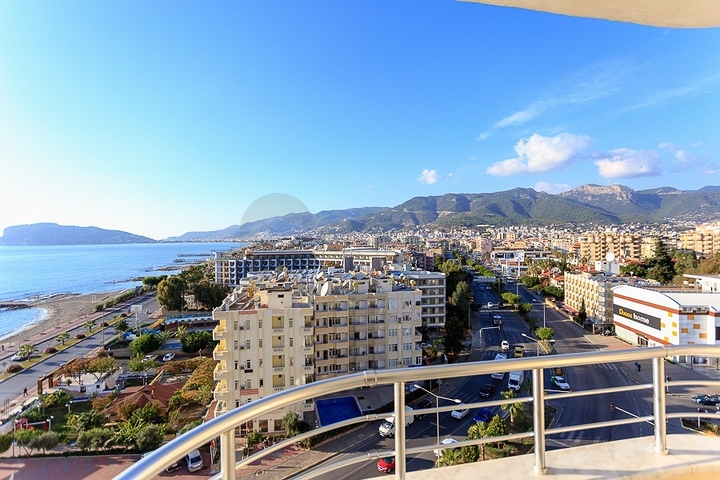 Меблированная квартира с видом на море