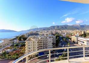 Меблированная квартира с видом на море