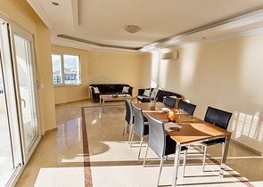 Меблированная квартира с видом на море