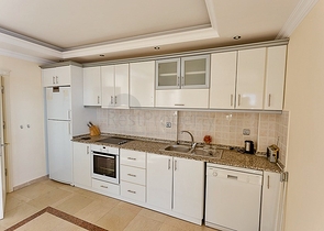 Меблированная квартира с видом на море