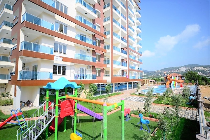 Трехкомнатная квартира в Махмутларе