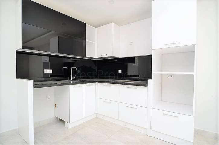 Трехкомнатная квартира в новом современном комплексе