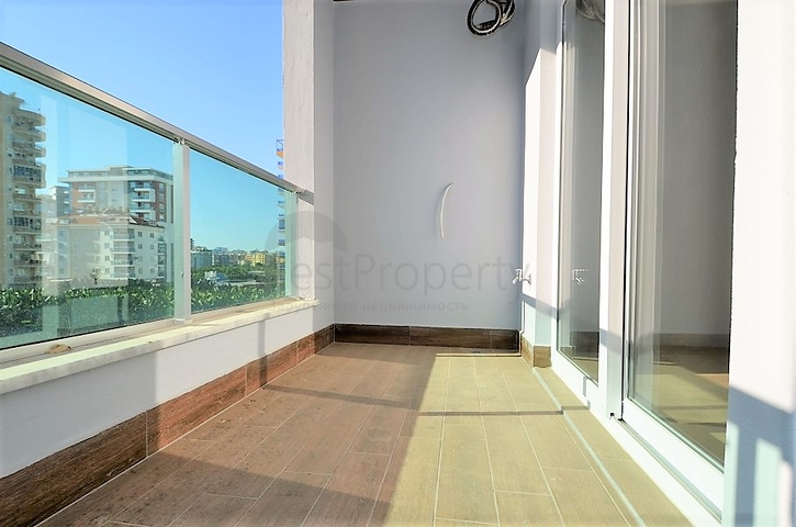 Трехкомнатная квартира в новом современном комплексе