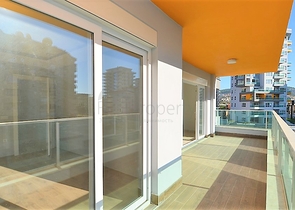 Трехкомнатная квартира в новом современном комплексе