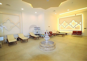 Большая четырехкомнатная квартира в комплексе с собственным пляжем