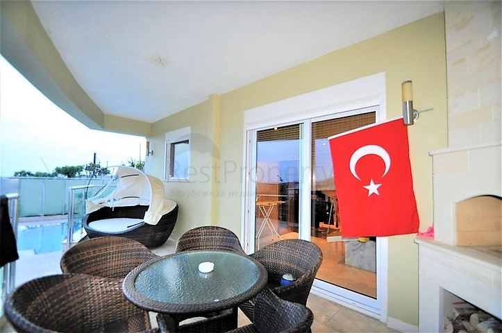 Трёхэтажная вилла c собственным бассейном