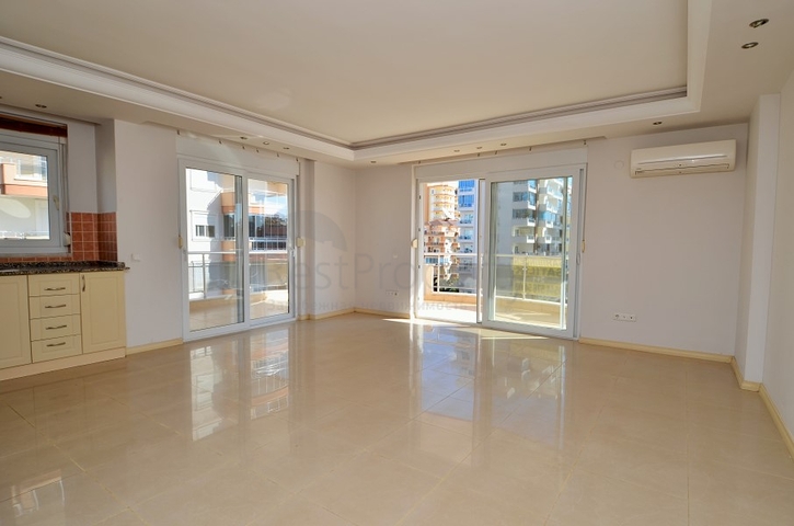 Апартаменты в ста метрах от моря