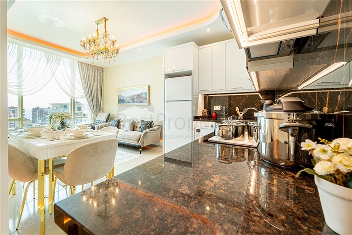 Квартиры в новом готовом комплексе в Махмутларе