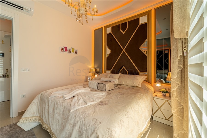 Квартиры в новом готовом комплексе в Махмутларе