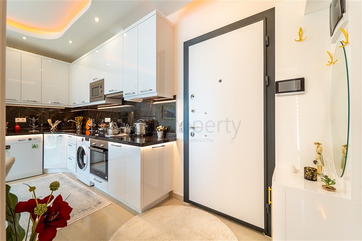 Квартиры в новом готовом комплексе в Махмутларе