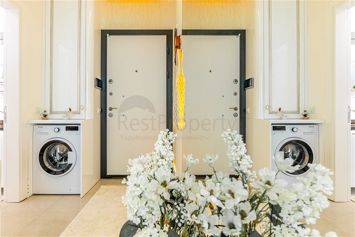 Квартиры в новом готовом комплексе в Махмутларе