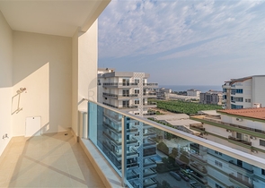 Квартиры в новом готовом комплексе в Махмутларе