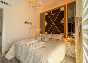 Квартиры в новом готовом комплексе в Махмутларе