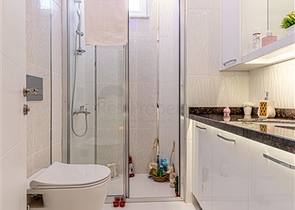 Квартиры в новом готовом комплексе в Махмутларе