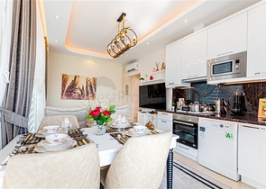 Квартиры в новом готовом комплексе в Махмутларе