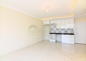 Квартира 1+1 в новом комплексе с бассейном