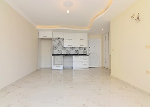 Квартира 1+1 в новом комплексе с бассейном