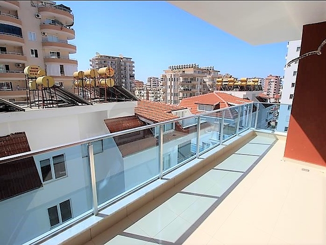 Новая меблированная двухкомнатная квартира