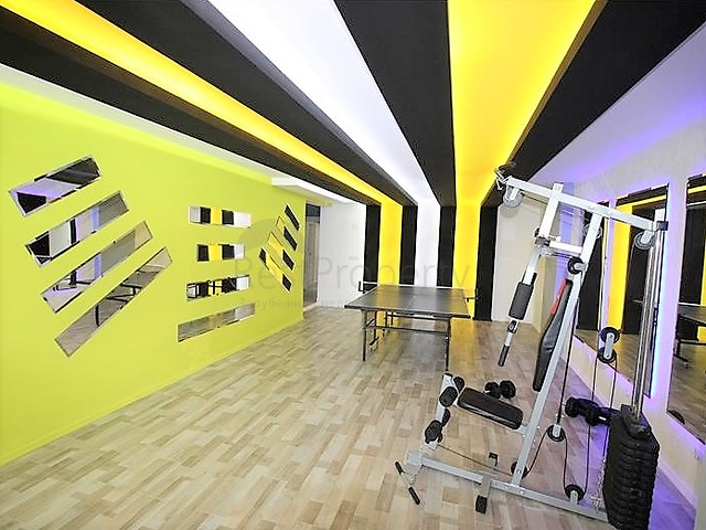 Новая меблированная двухкомнатная квартира