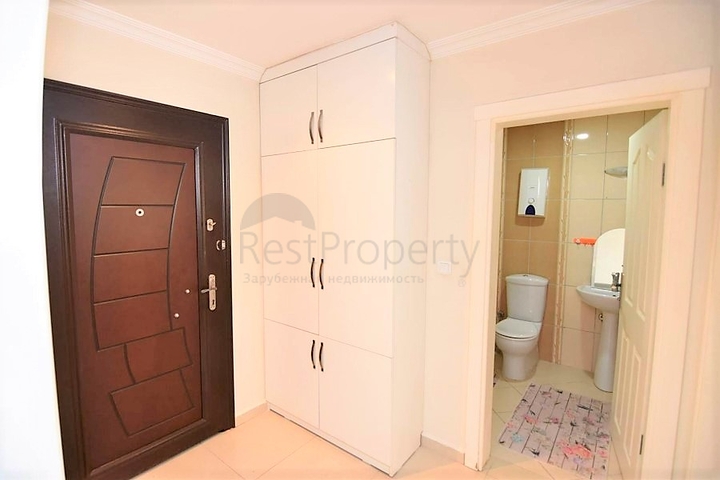 Двухкомнатная квартира с мебелью от собственника