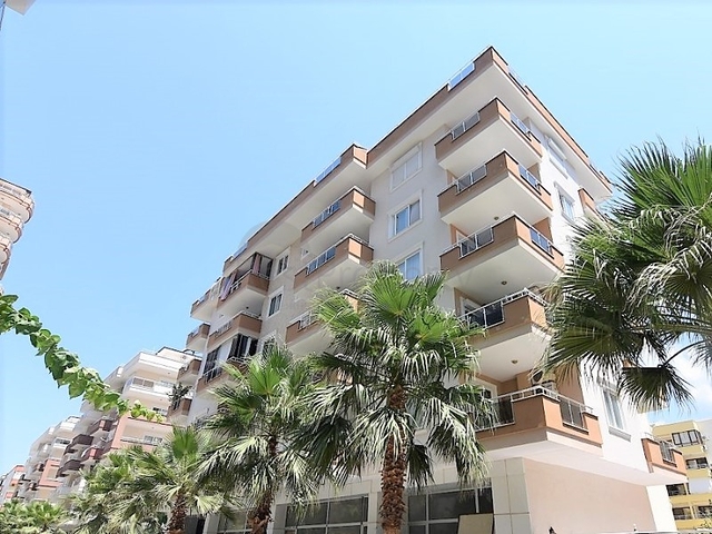 Двухкомнатная квартира с мебелью от собственника