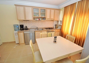 Трехкомнатная меблированная квартира